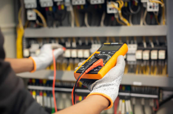 Professional electrical tools and work